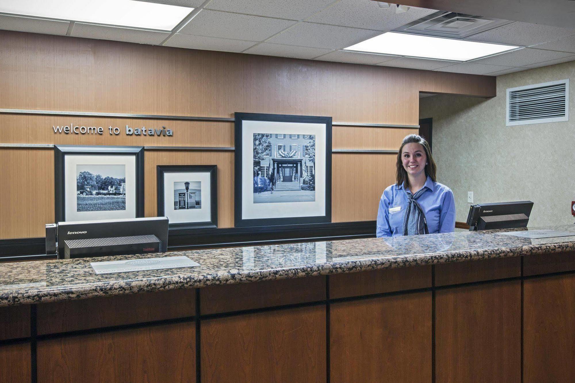 Hampton Inn Batavia Exteriör bild